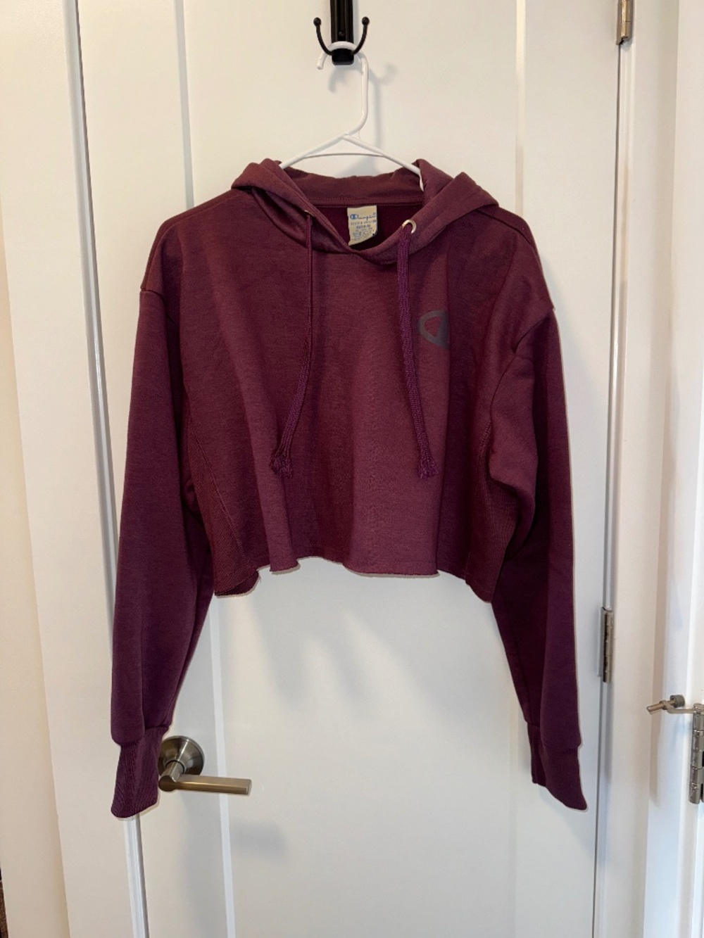 Champion Women's Cropped Hoodie - Plum Wine - size M